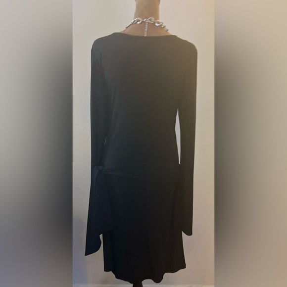 Express wrap dress w/side tie! black! size small! - Picture 2 of 2